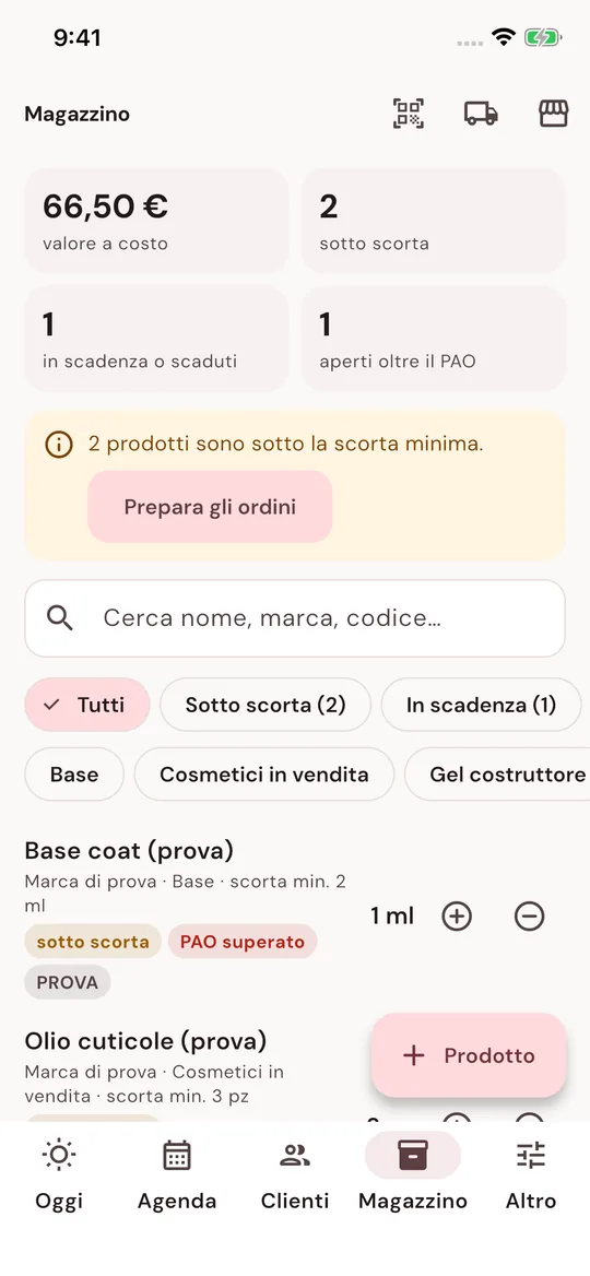 Magazzino con prodotti sotto scorta